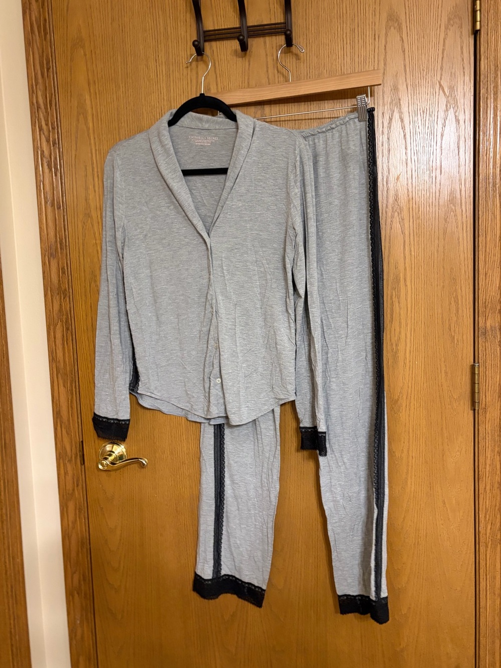 victoria’s secret pajama set